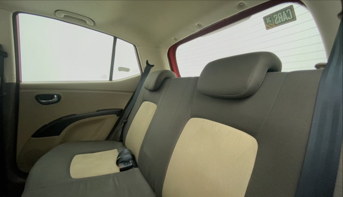 2013 Hyundai i10 ASTA 1.2 AT SUNROOF, Petrol, Automatic, 62,217 km, Right Side Rear Door Cabin