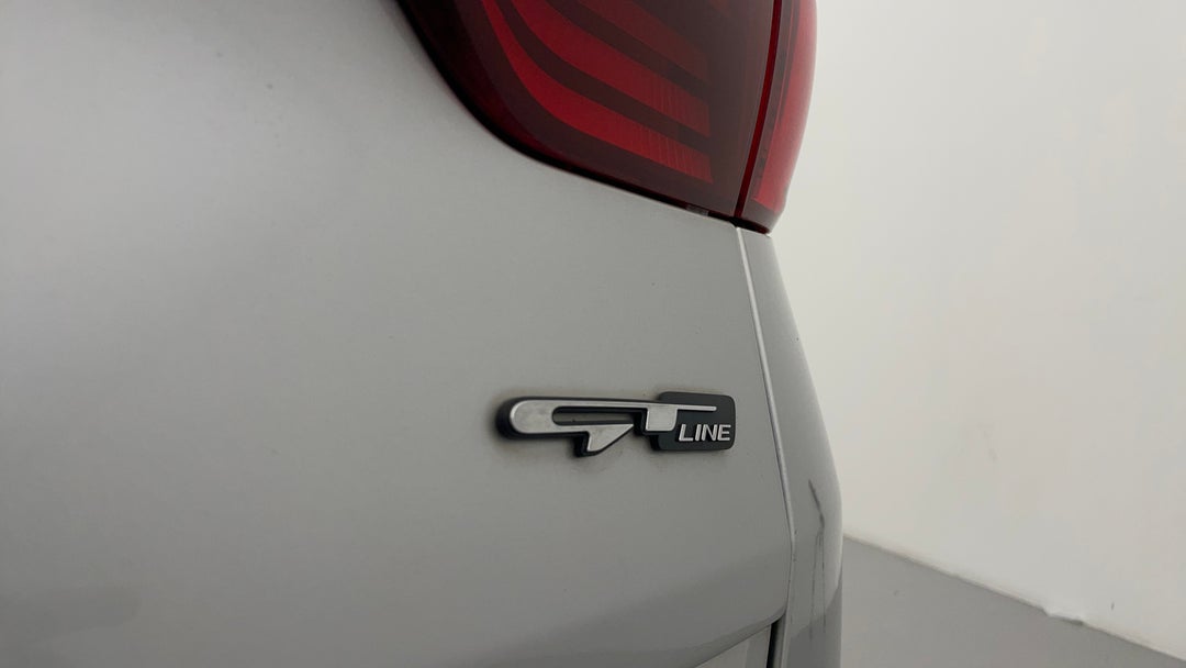 Badge (Boot Right Side)