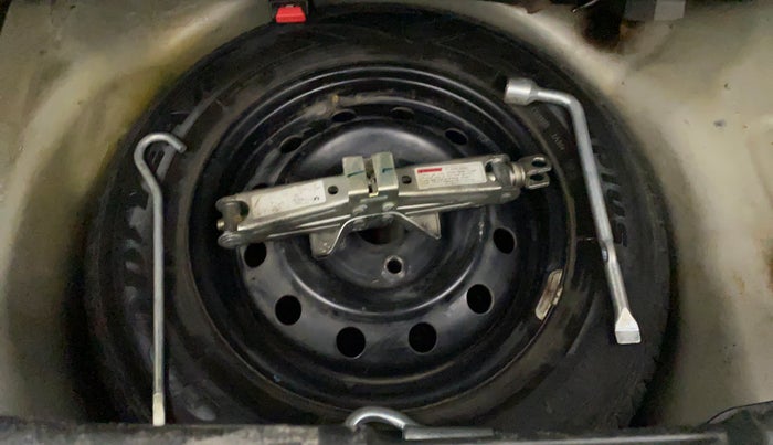 2015 Maruti Swift VXI, Petrol, Manual, 75,505 km, Spare Tyre