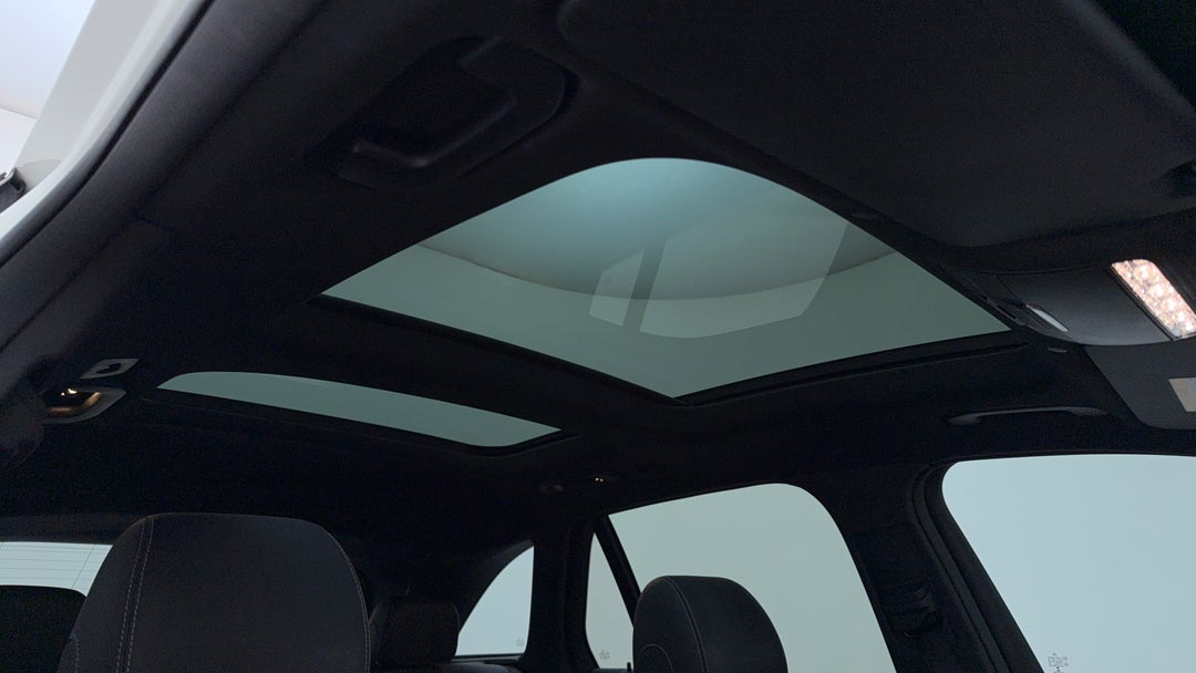 Interior Sunroof/Moonroof