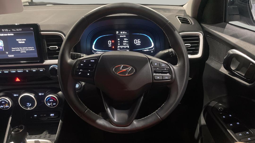 2023 Hyundai Venue Elite (black) Two-tone Roof, Automatic, 33154 km, Steering Wheel Close-up