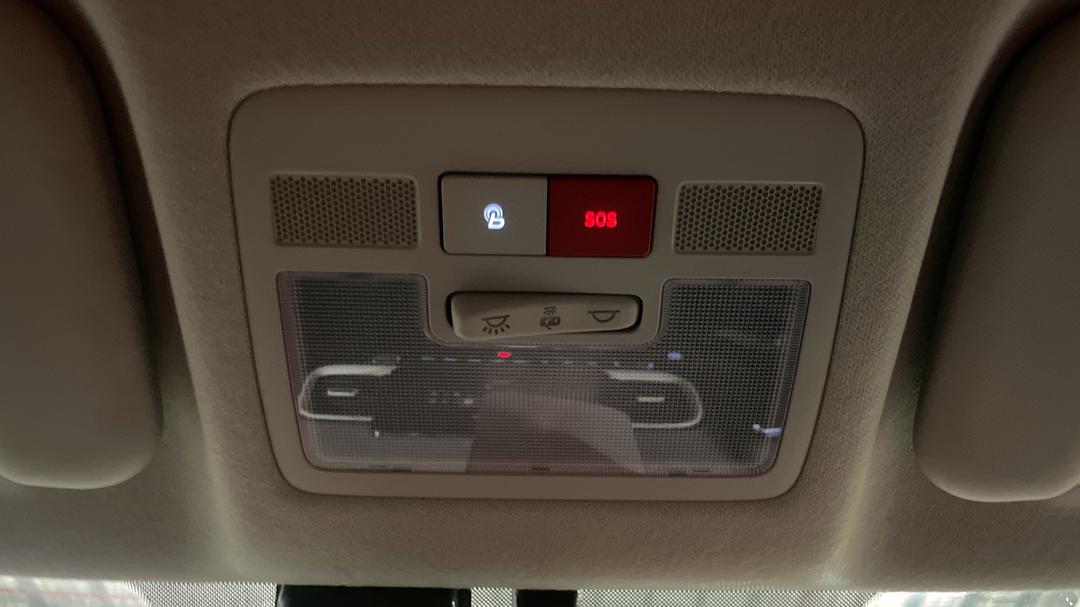2023 Hyundai Venue Elite (black) Two-tone Roof, Automatic, 33154 km, On-Roof Controls/Sunglass holder