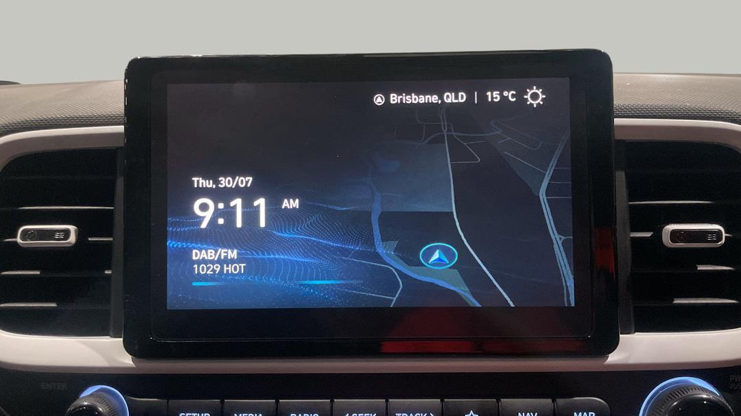 2023 Hyundai Venue Elite (black) Two-tone Roof, Automatic, 33154 km, Infotainment System