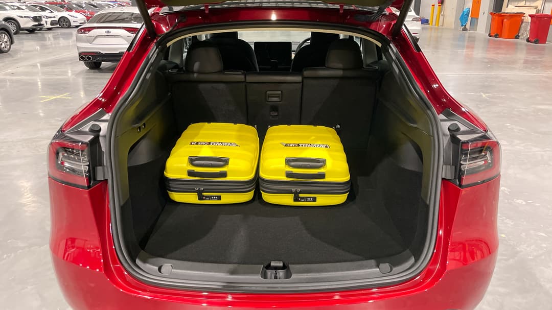2023 Tesla Model Y Rear-wheel Drive, Automatic, 40310 km, Boot Inside View with Luggage