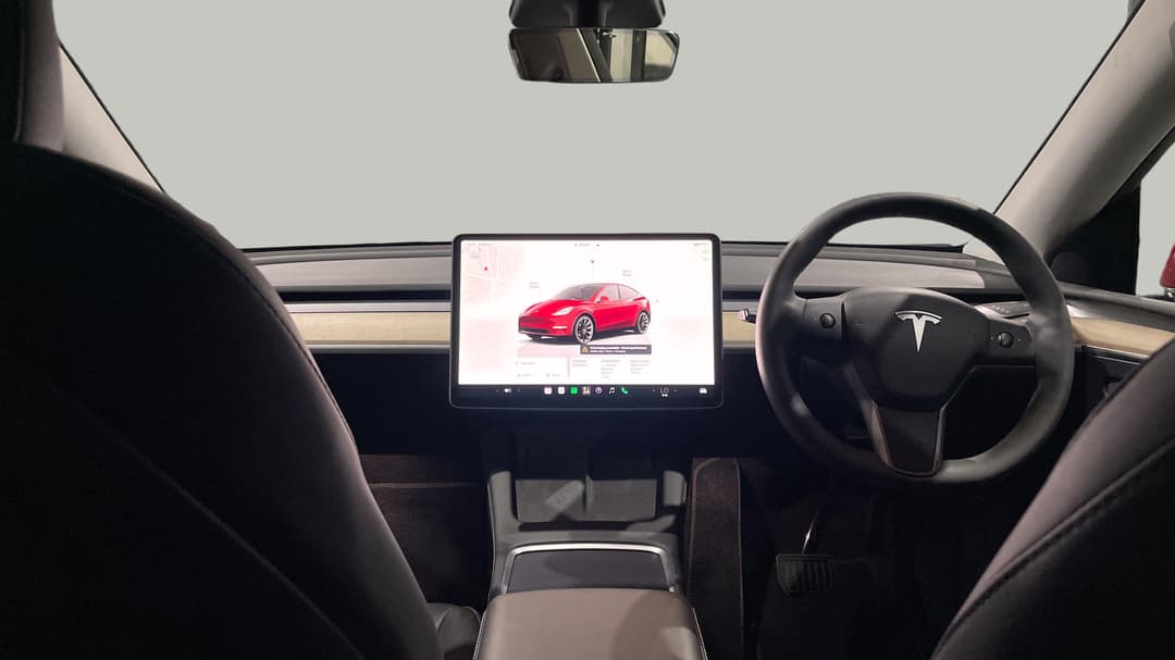 2023 Tesla Model Y Rear-wheel Drive, Automatic, 40310 km, Dashboard View