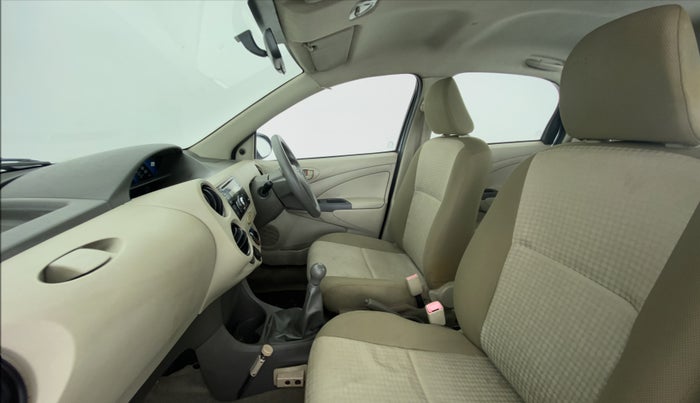 2014 Toyota Etios Liva G, Petrol, Manual, 25,919 km, Right Side Front Door Cabin