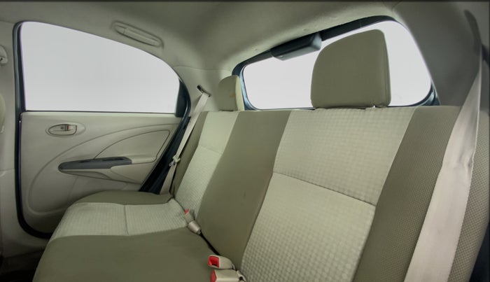 2014 Toyota Etios Liva G, Petrol, Manual, 25,919 km, Right Side Rear Door Cabin