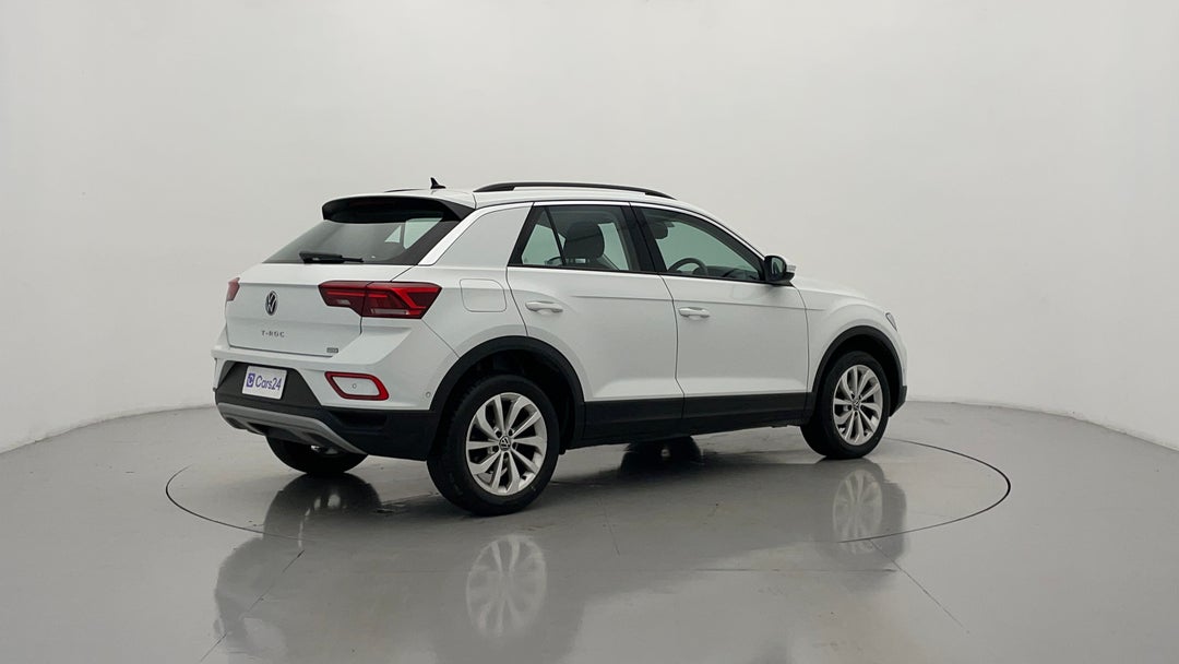 Right Back Diagonal (45- Degree) View