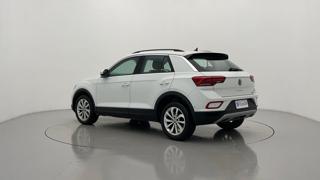 Left Back Diagonal (45- Degree) View