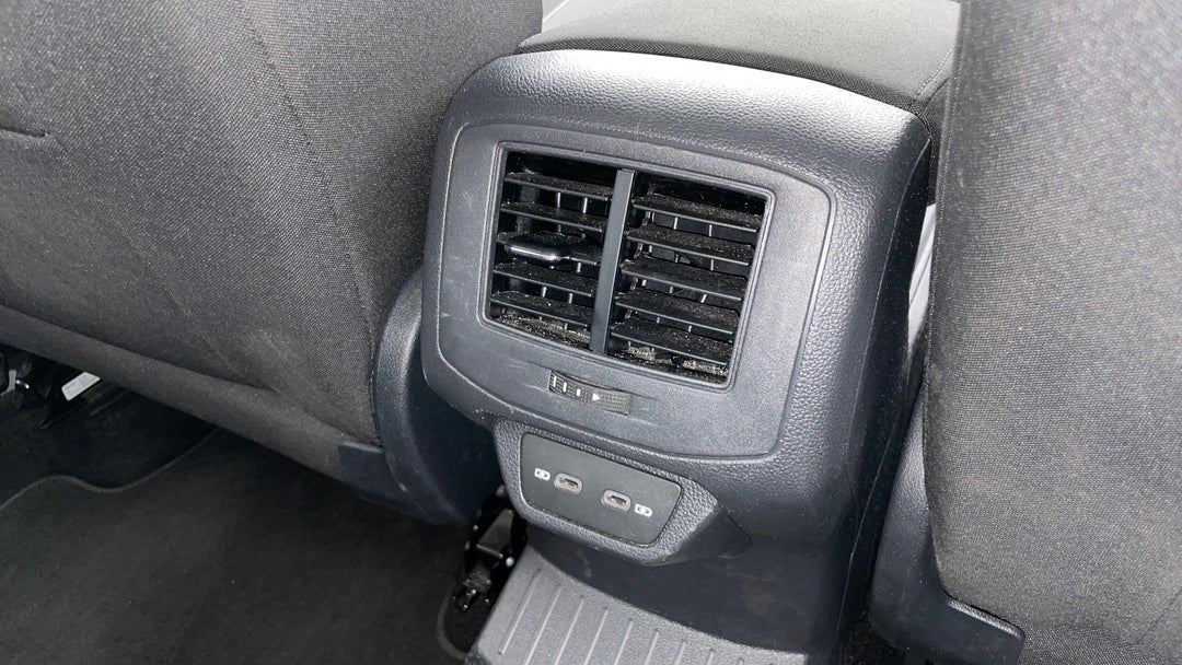 Rear A/C Vent