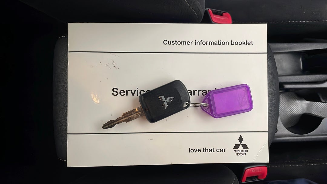 2017 Mitsubishi Lancer Es Sport, Manual, 73077 km, Key Close-up