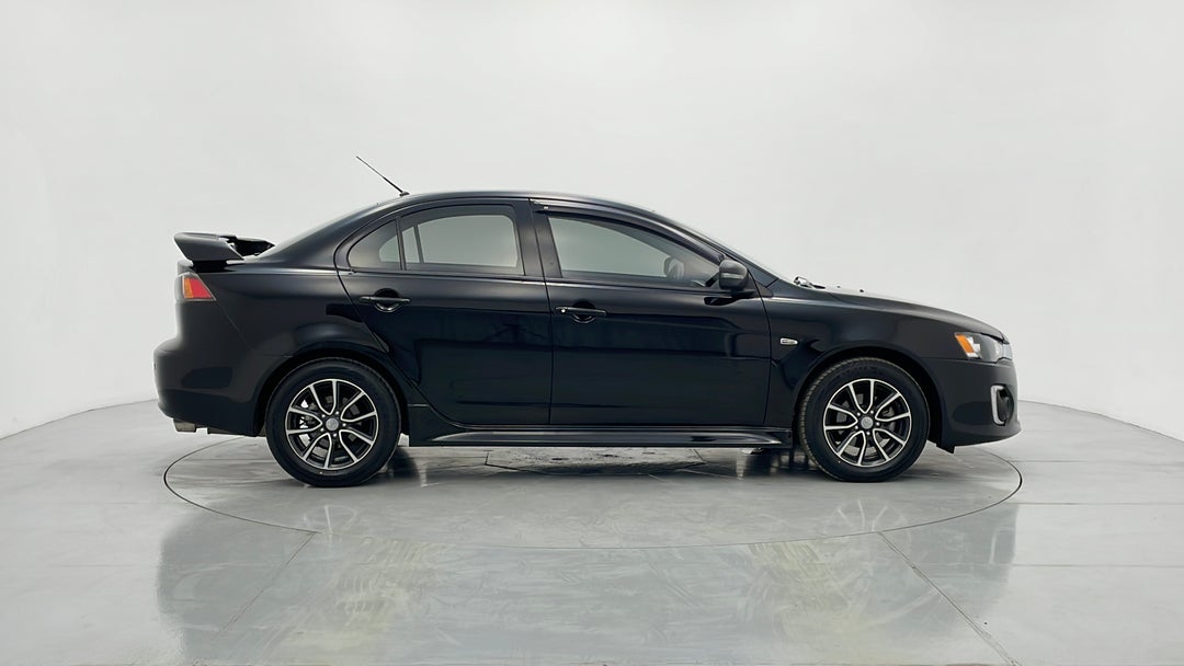 2017 Mitsubishi Lancer Es Sport, Manual, 73077 km, Right Side View