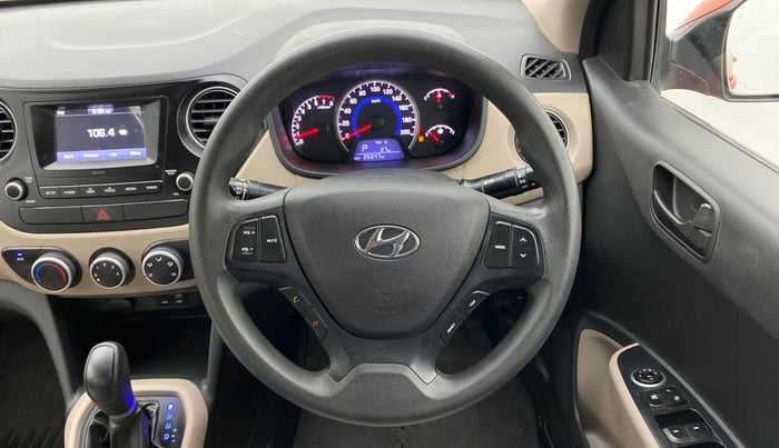 2018 Hyundai Grand i10 MAGNA AT 1.2 KAPPA VTVT, Petrol, Automatic, 26,646 km, Steering Wheel Close Up