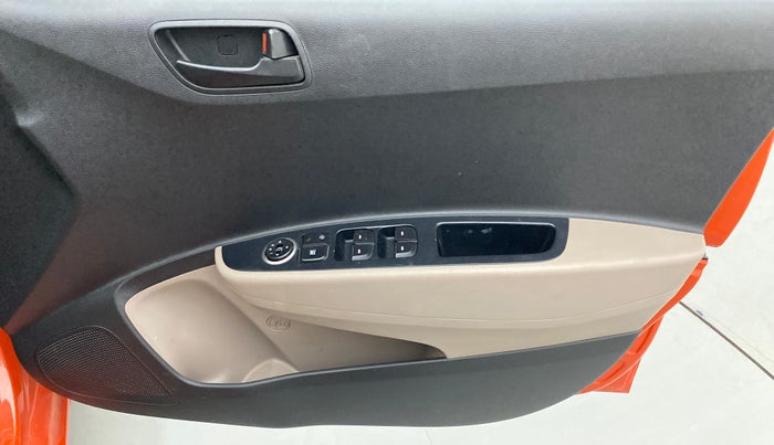 2018 Hyundai Grand i10 MAGNA AT 1.2 KAPPA VTVT, Petrol, Automatic, 26,646 km, Driver Side Door Panels Control