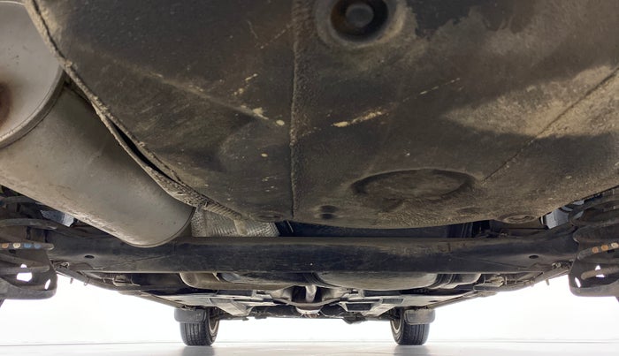2015 Volkswagen Vento HIGHLINE PETROL, Petrol, Manual, 26,435 km, Rear Underbody