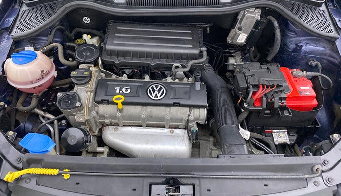 2015 Volkswagen Vento HIGHLINE PETROL, Petrol, Manual, 26,435 km, Open Bonet