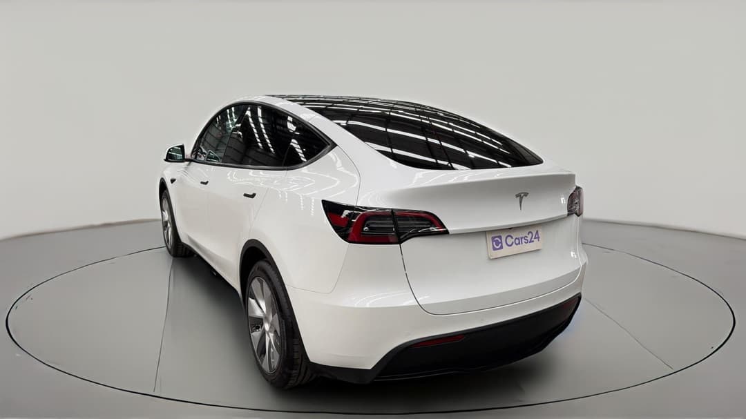 2022 Tesla Model Y Rear-wheel Drive, Automatic, 21258 km, Left Back Diagonal (45- Degree) View
