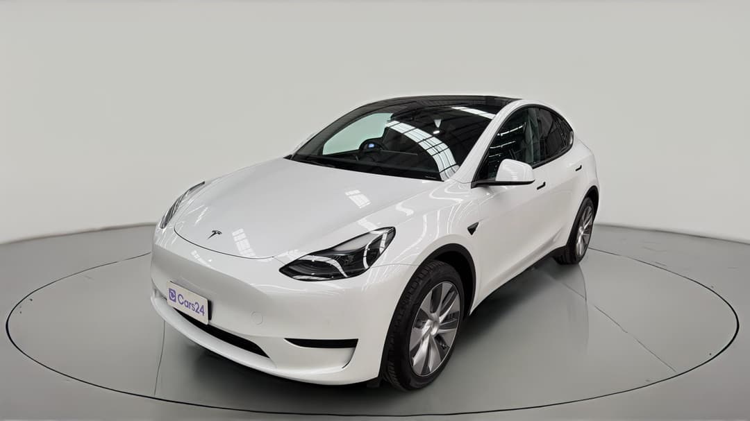 2022 Tesla Model Y Rear-wheel Drive, Automatic, 21258 km, Left Front Diagonal (45- Degree) View