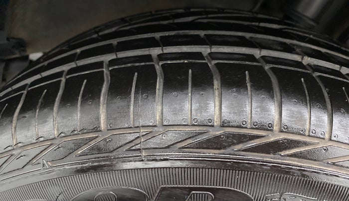 2020 Tata NEXON XZ+ 1.2, Petrol, Manual, 5,780 km, Left Rear Tyre Tread