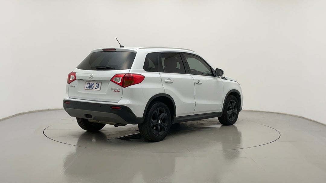 Right Back Diagonal (45- Degree) View