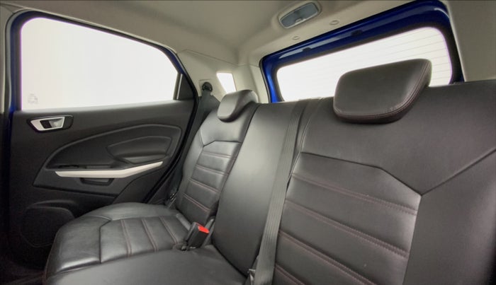2015 Ford Ecosport 1.5 TITANIUMTDCI OPT, Diesel, Manual, 52,478 km, Right Side Rear Door Cabin