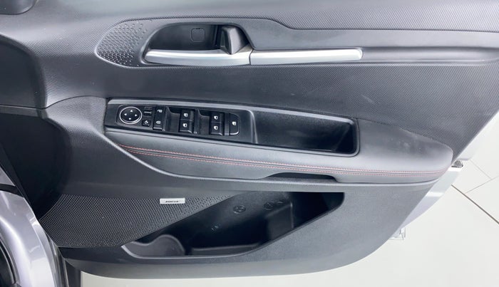 2021 KIA SONET GTX PLUS 1.5D  MT, Diesel, Manual, 14,871 km, Driver Side Door Panels Control