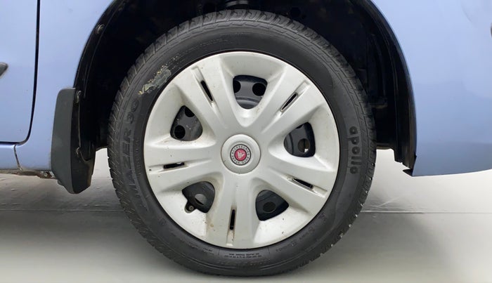 2016 Maruti Wagon R 1.0 VXI AMT, Petrol, Automatic, 59,424 km, Right Front Wheel