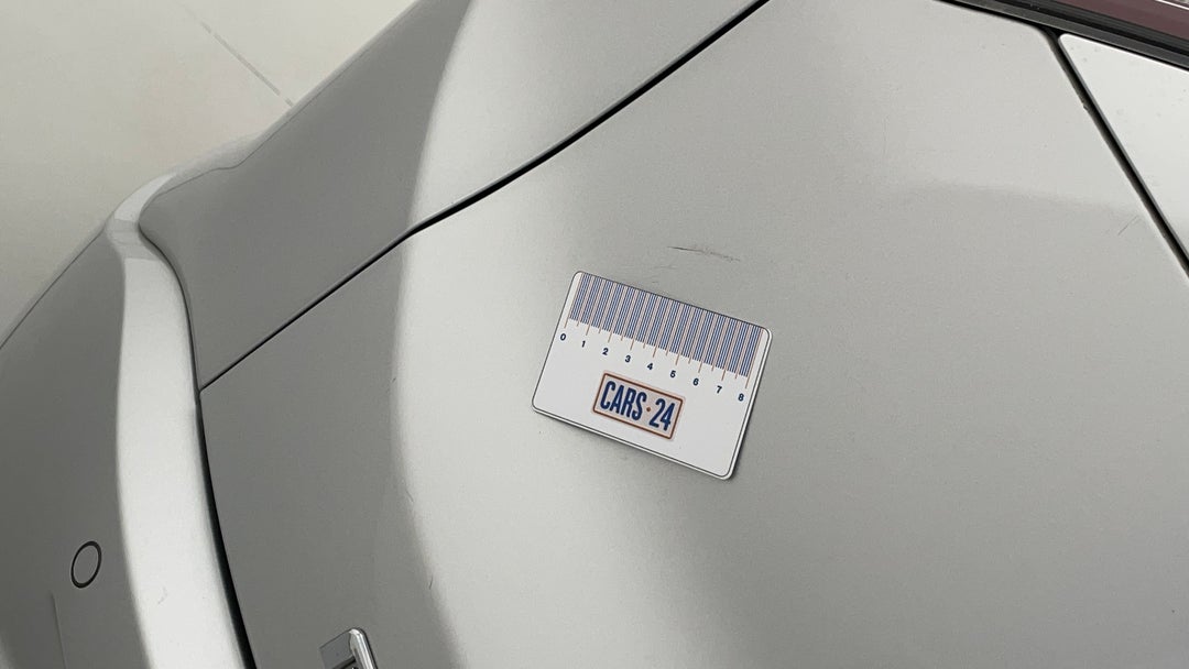 Boot / Tailgate Tailgate Scratch