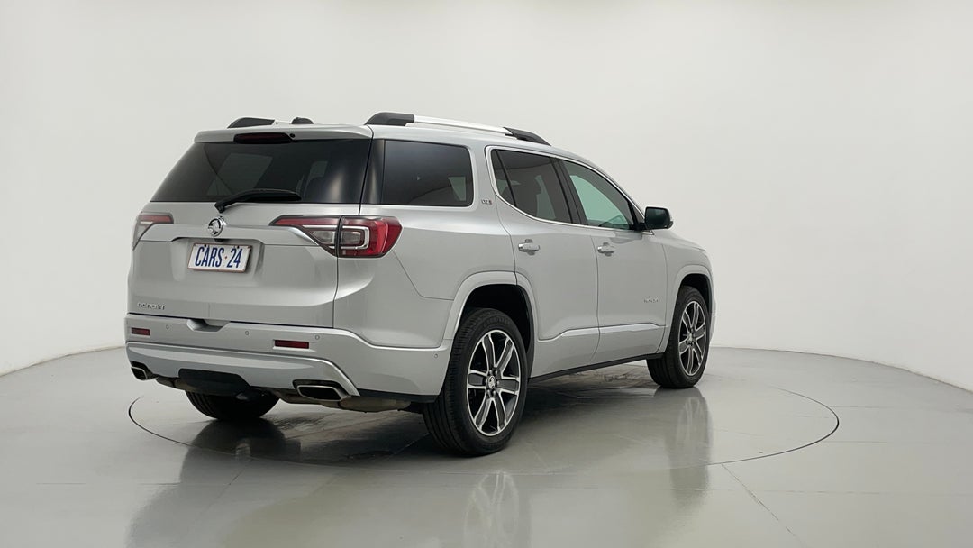 Right Back Diagonal (45- Degree) View