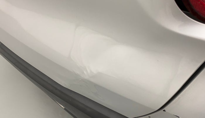 2016 Renault Kwid RXT 1.0, Petrol, Manual, 73,576 km, Dicky (Boot door) - Slightly dented