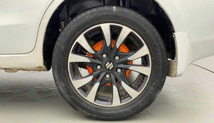 2014 Maruti Ertiga VXI CNG, CNG, Manual, 83,463 km, Left Rear Wheel