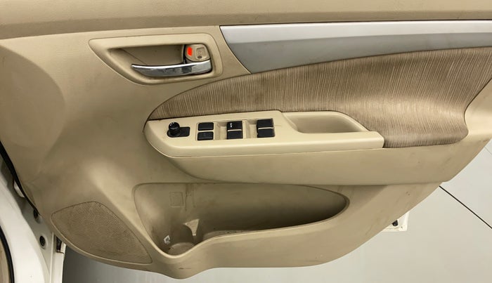 2014 Maruti Ertiga VXI CNG, CNG, Manual, 83,463 km, Driver Side Door Panels Control