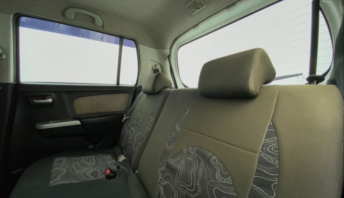 2013 Maruti Wagon R 1.0 VXI, Petrol, Manual, 92,195 km, Right Side Rear Door Cabin