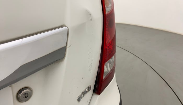 2013 Maruti Wagon R 1.0 VXI, Petrol, Manual, 92,195 km, Dicky (Boot door) - Slightly dented