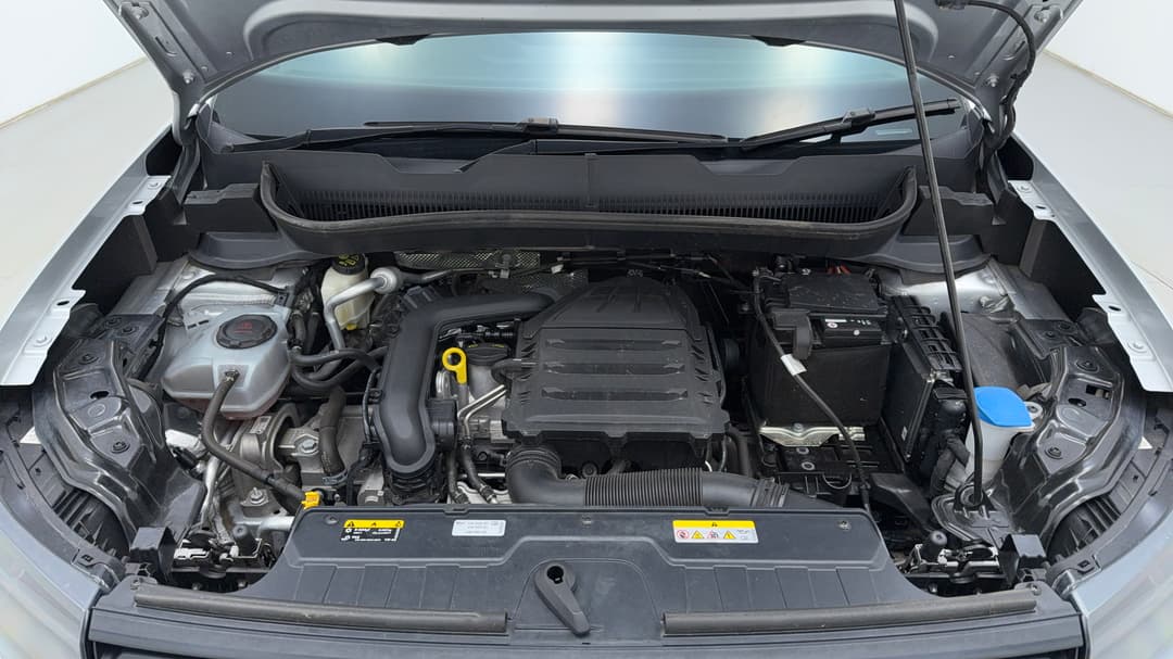 Open Bonnet (Engine)