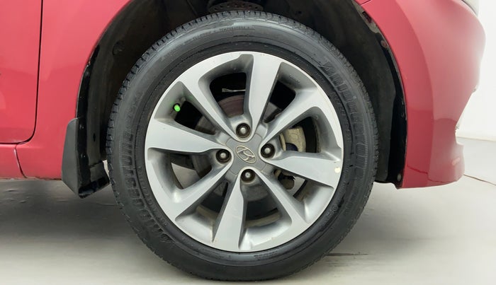 2017 Hyundai Elite i20 ASTA 1.2 DUAL TONE, Petrol, Manual, 93,100 km, Right Front Tyre