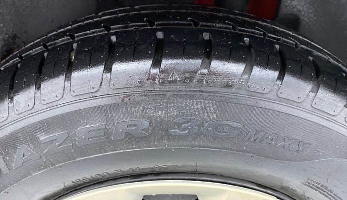 2018 Maruti Swift VXI AMT D, Petrol, Automatic, 18,958 km, Left Rear Tyre Tread