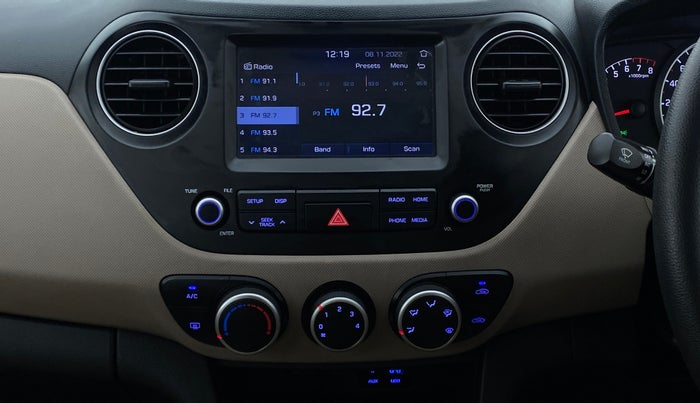 2017 Hyundai Grand i10 1.2 KAPPA SPORTZ (O), Petrol, Manual, 24,054 km, Air Conditioner