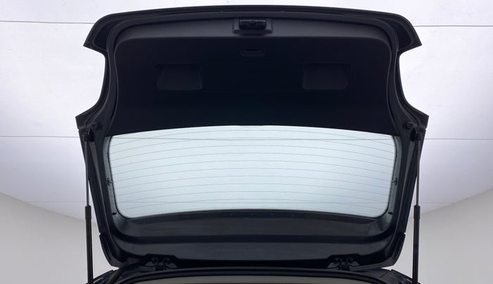 2017 Volkswagen Polo HIGHLINE1.2L PETROL, CNG, Manual, 49,657 km, Boot Door Open