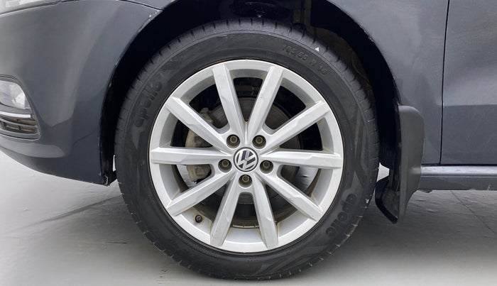 2017 Volkswagen Polo HIGHLINE1.2L PETROL, CNG, Manual, 49,657 km, Left Front Wheel