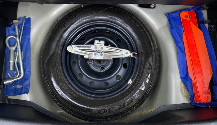 2014 Maruti Swift VXI D, Petrol, Manual, 63,114 km, Spare Tyre
