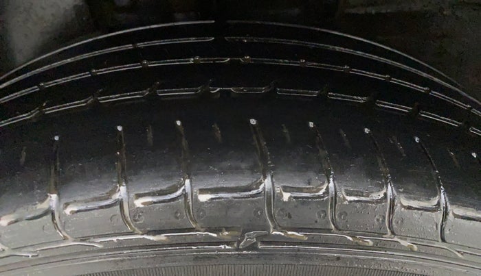 2021 Tata ALTROZ XZ DIESEL, Diesel, Manual, 41,442 km, Left Front Tyre Tread