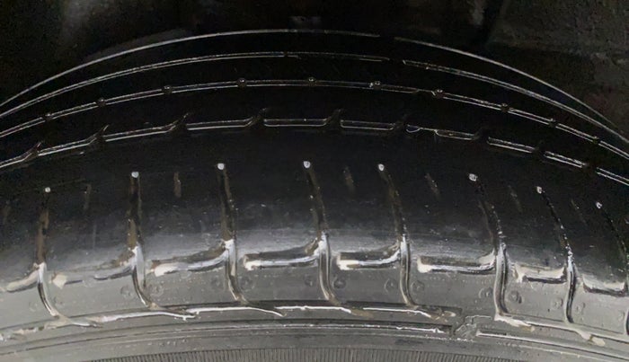 2021 Tata ALTROZ XZ DIESEL, Diesel, Manual, 41,192 km, Right Front Tyre Tread
