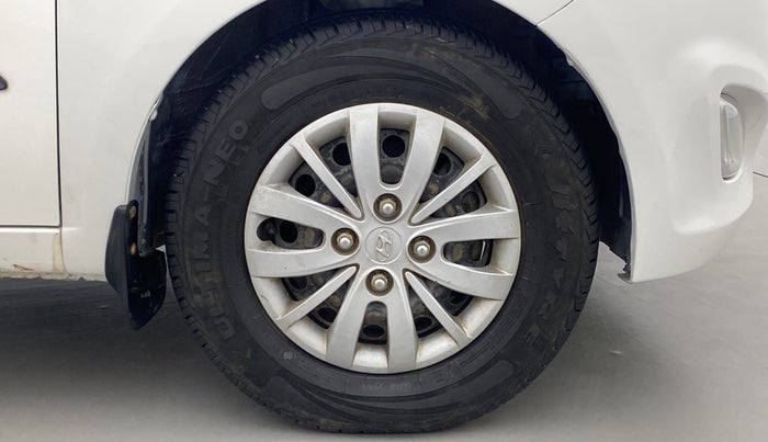 2015 Hyundai i10 SPORTZ 1.1 IRDE2, Petrol, Manual, 72,010 km, Right Front Wheel