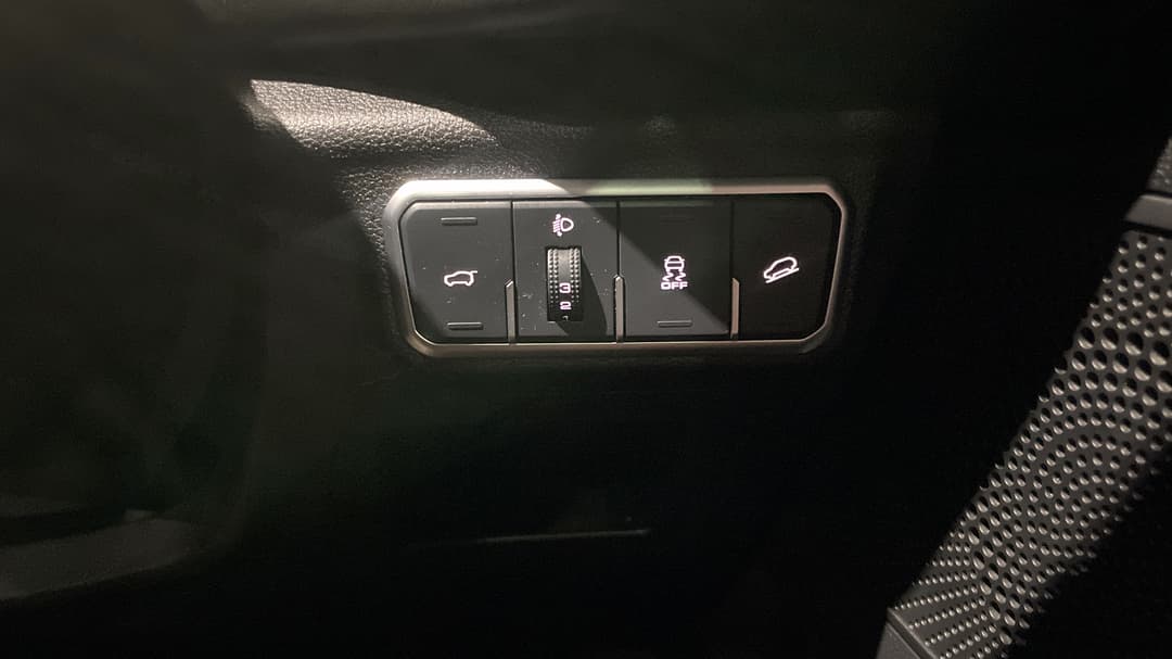 2021 GWM Haval H6 Ultra AWD, Automatic, 45800 km, Utility Switches/Buttons