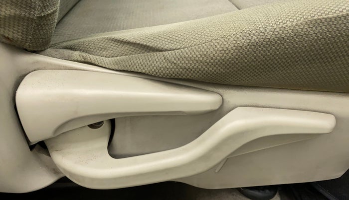 2015 Toyota Etios Liva V, Petrol, Manual, 56,536 km, Driver Side Adjustment Panel