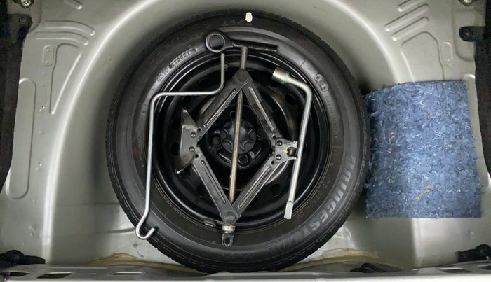 2015 Toyota Etios Liva V, Petrol, Manual, 56,536 km, Spare Tyre