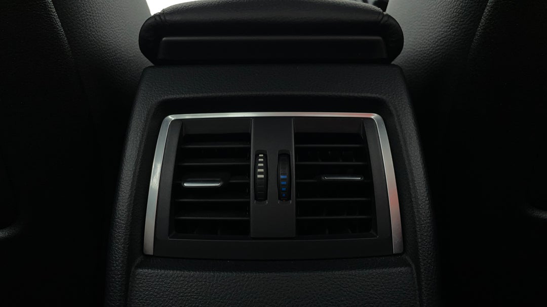 Rear A/C Vent