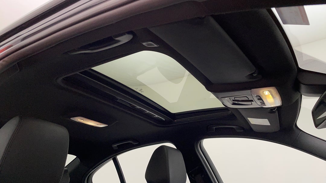 Interior Sunroof/Moonroof