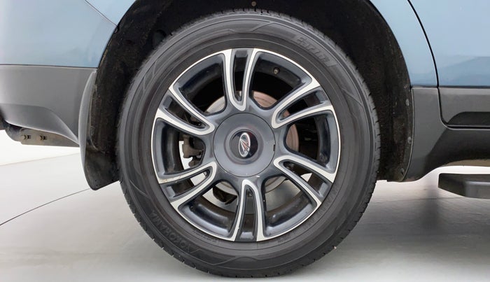 2019 Mahindra MARAZZO M8 7 STR, Diesel, Manual, 49,964 km, Right Rear Wheel